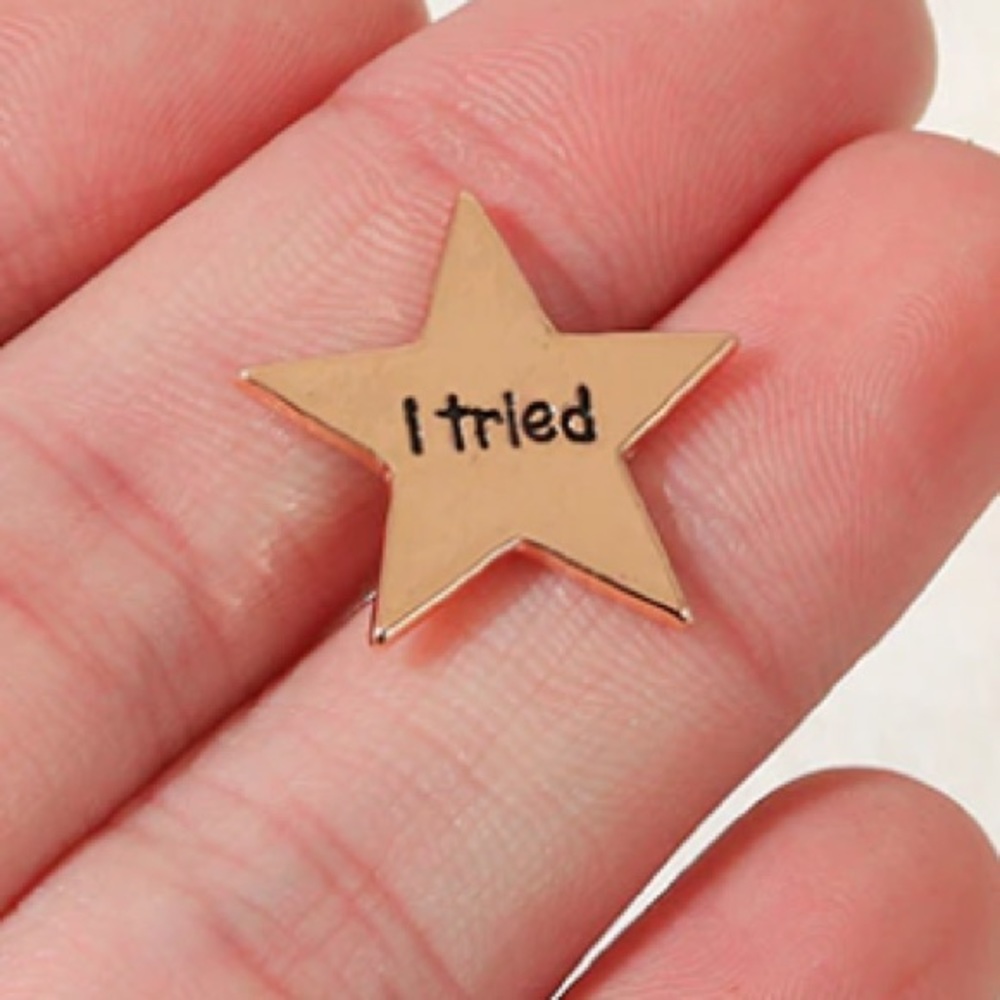 🌺4 Items 25$🌺 Enamel Star Pin - I TRIED - Gold / Black NWT